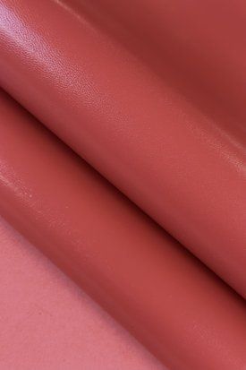 Кожподклад шевро ЛОТ 10 красный LIPS 0,7-0,8 Италия 00000079480 фото